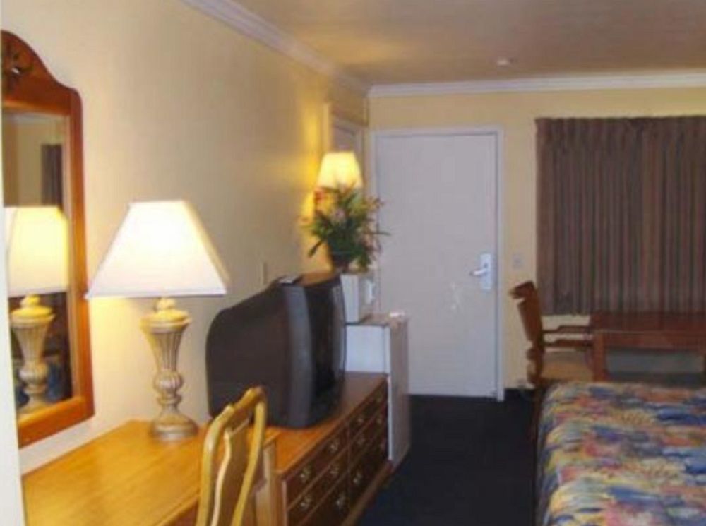 Sands Motel Riverside Ruang foto