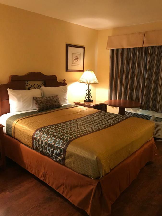 Sands Motel Riverside Bagian luar foto