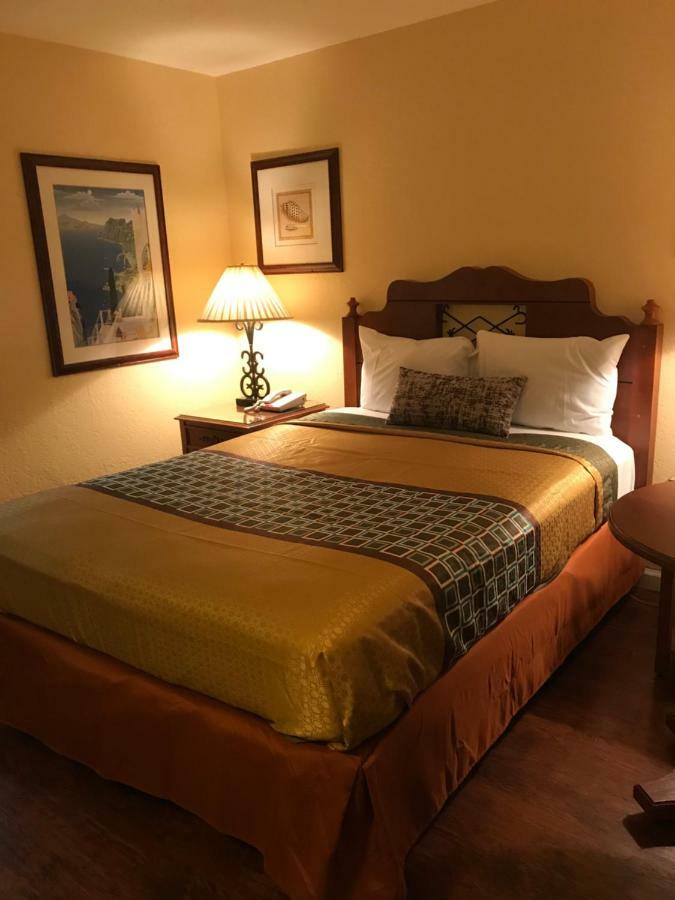 Sands Motel Riverside Bagian luar foto